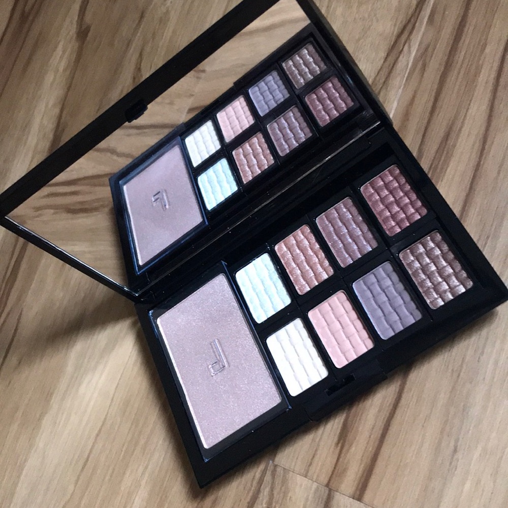 Doucce Freematic Eyeshadow pro palette – Nude